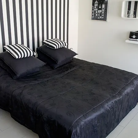 Coco Aps Oda ve Kahvaltı 3*