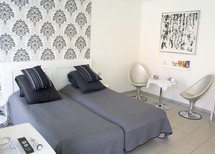 Coco Aps 3* אסביירג