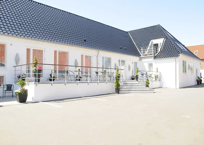 Coco Aps Bed & Breakfast 3*