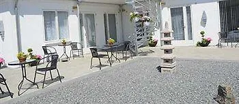 לינה וארוחת בוקר Coco Aps