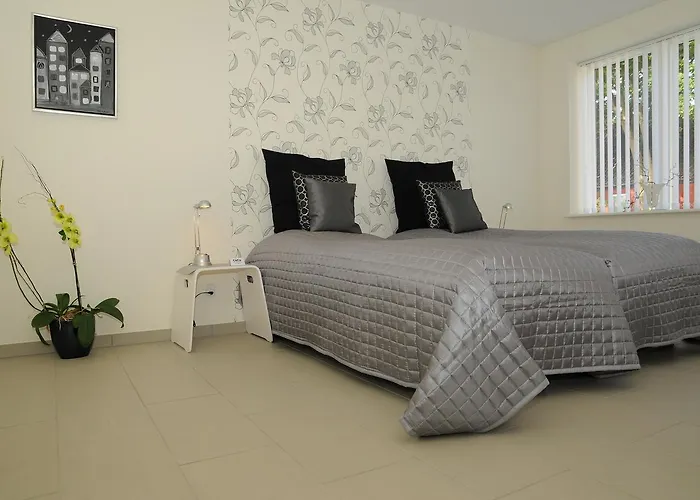 Coco Aps Bed & Breakfast 3*